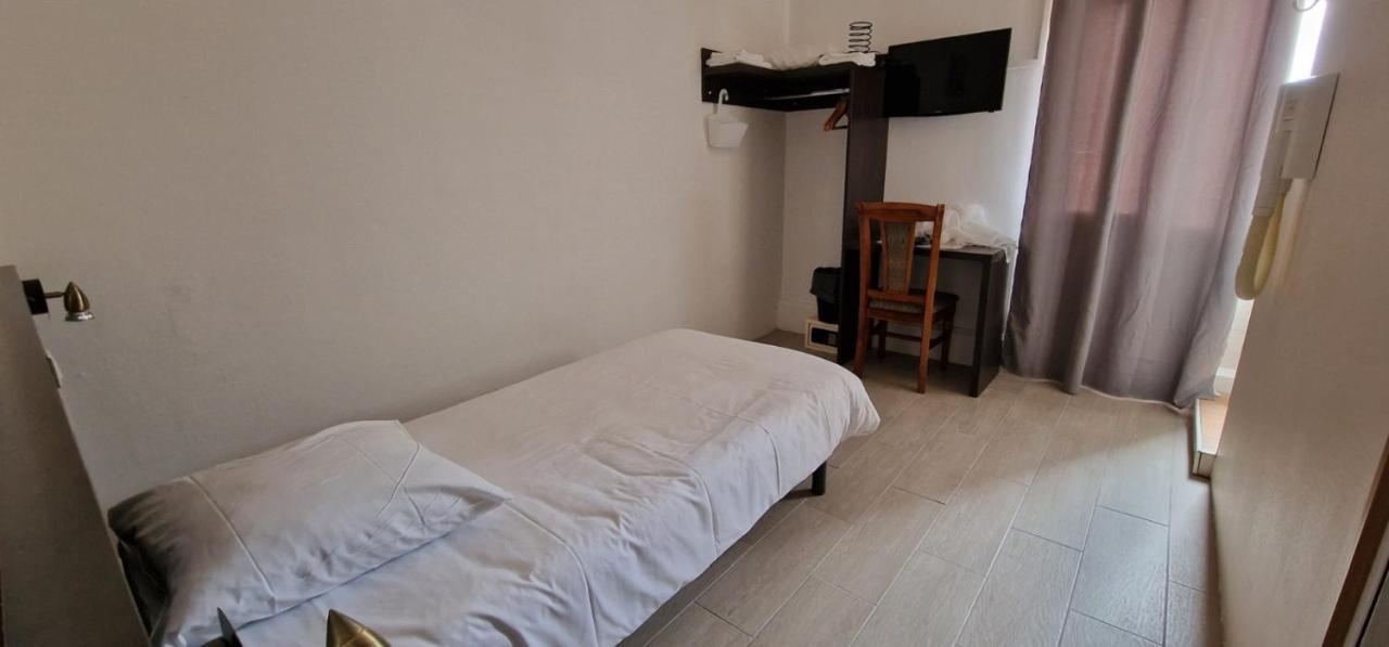 Hotel Les Rosiers La Rochelle  Luaran gambar